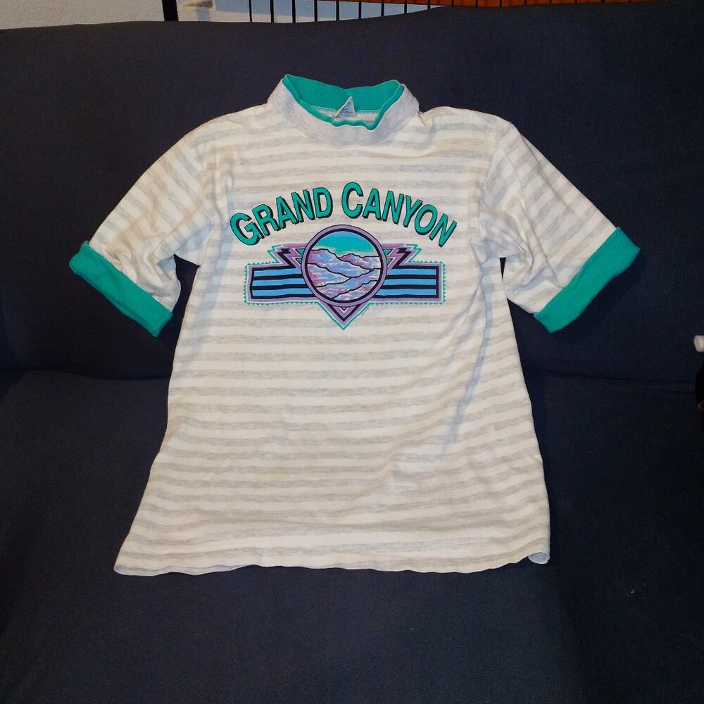 Vintage Grey & White Striped Grand Canyon T-Shirt – Size Large